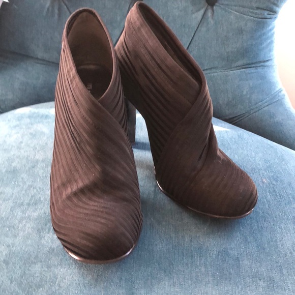 United Nude almost new fabric booties - Picture 6 of 11